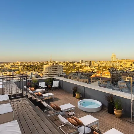 Brown Machne Yehuda-3
