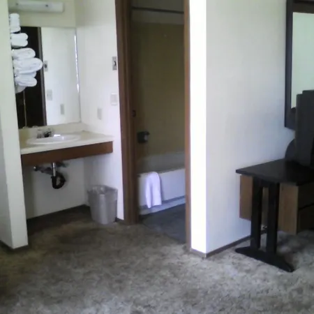 Budget Inn-3