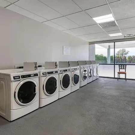 Mainstay Suites Lexington I-75-2