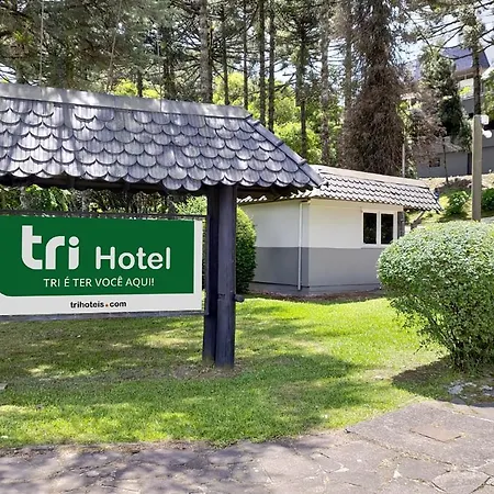 Tri Hotel-2