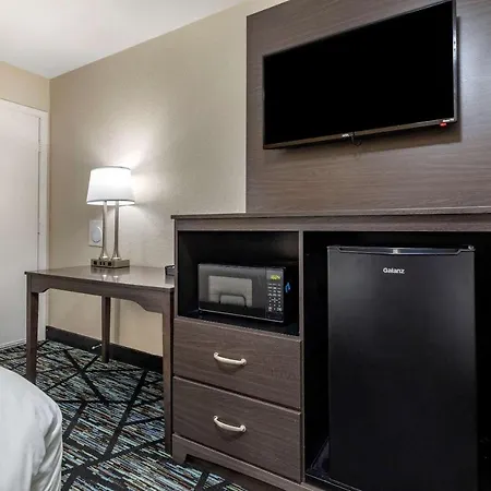 Quality Inn Cameron-2