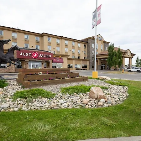 Pomeroy Hotel Fort St. John-3