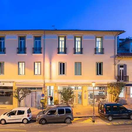 Hotel De Belgique A Menton-3
