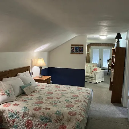 Lighthouse Inn-2