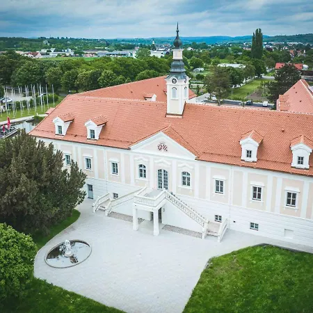 Schloss Haindorf-2