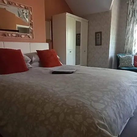 Rutland West Guest House-3
