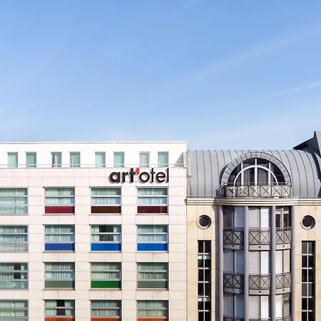 art'otel berlin mitte, part of Radisson Hotel Group-3