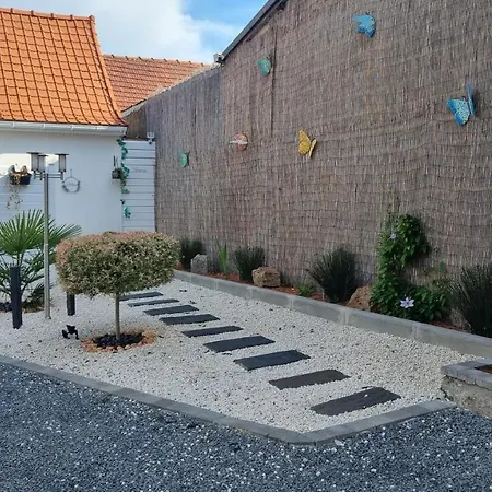 Chambres d'hôtes au plaisir des bulles avec jacuzzi privatif-2