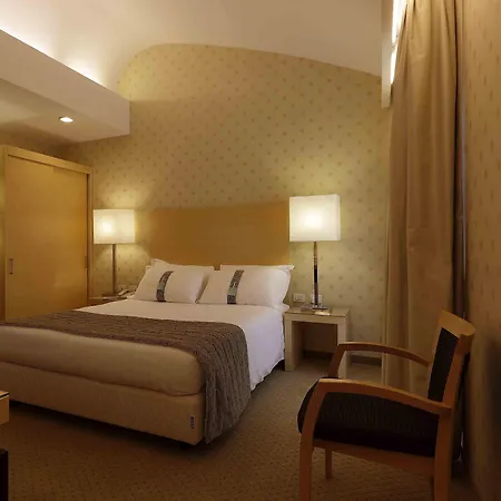Holiday Inn Milan Garibaldi Station By Ihg-2