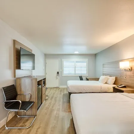 Vagabond Inn San Luis Obispo-3