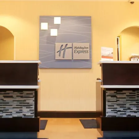 Holiday Inn Express & Suites Southport - Oak Island Area By Ihg-3