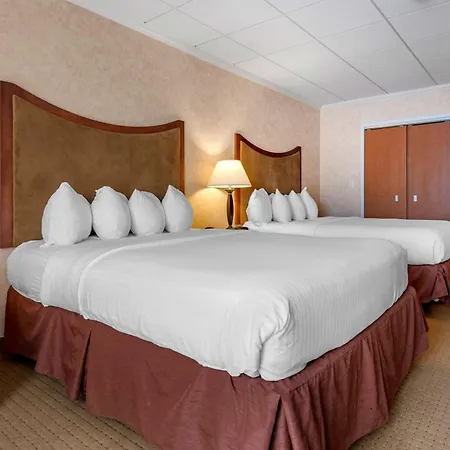 Best Western Plus Oswego Hotel And Conference Center-2