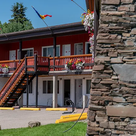 Rocky Mountain Ski Lodge-3