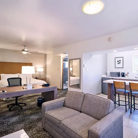 Holiday Inn & Suites Chihuahua Expo By Ihg-2