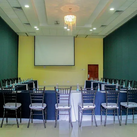 Hampton Inn&Suites by Hilton Aguascalientes Aeropuerto-3