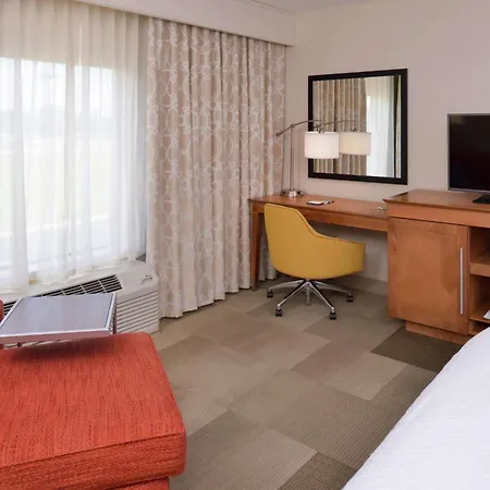 Hampton Inn & Suites By Hilton Lonoke-3
