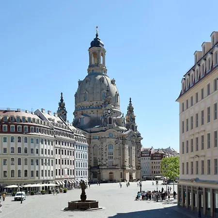 Amedia Plaza Dresden-3