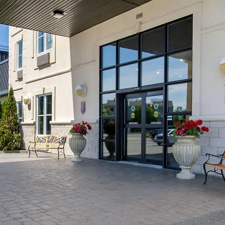Comfort Inn & Suites-2