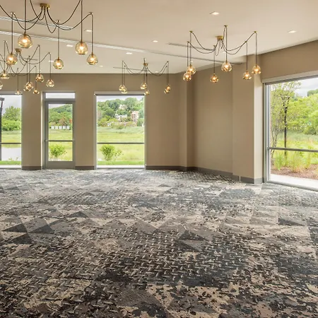 Holiday Inn Boston Logan Airport - Chelsea By Ihg-3