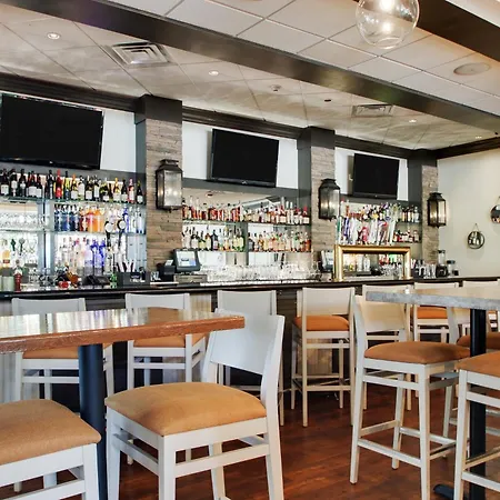 Holiday Inn Westbury-Long Island By Ihg-3