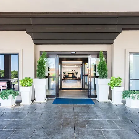 Holiday Inn Express Hauppauge-Long Island By Ihg-3
