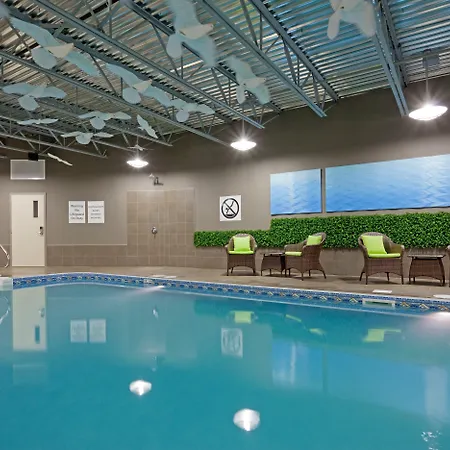Holiday Inn Express Hotel & Suites Saint - Hyacinthe By Ihg-2