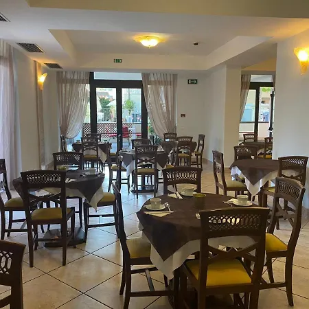 Albergo Etico Cesenatico-2