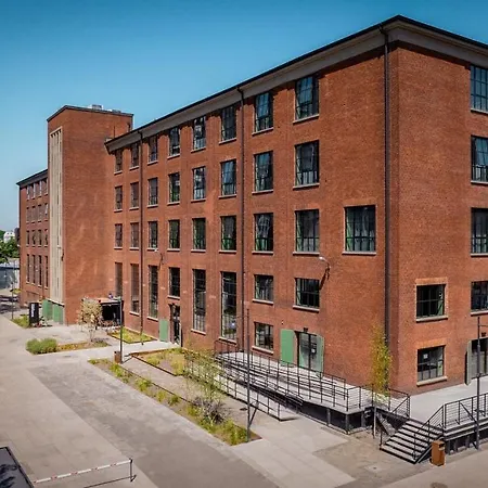 Montownia Lofts & Experience-3
