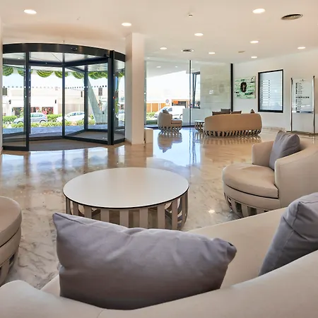 Hotel & Spa S'Entrador Playa-3