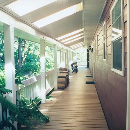 Hearthstone Elegant Lodge-2