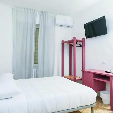 Lia Art Hotel-3