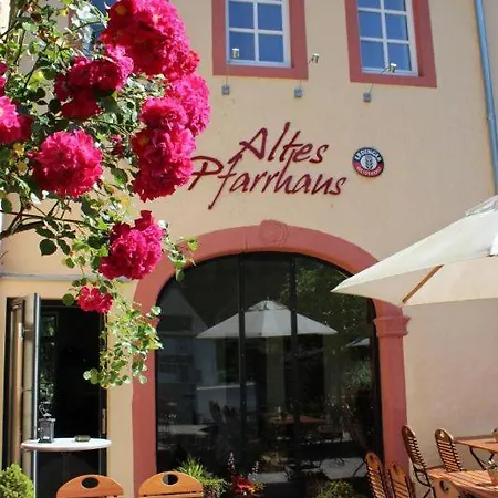 Altes Pfarrhaus-2