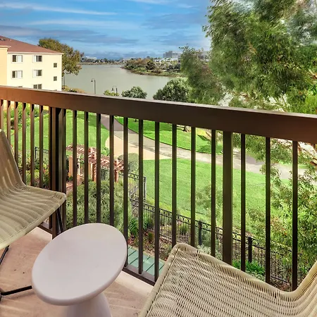 Sonesta Select San Francisco Airport Oyster Point Waterfront-3
