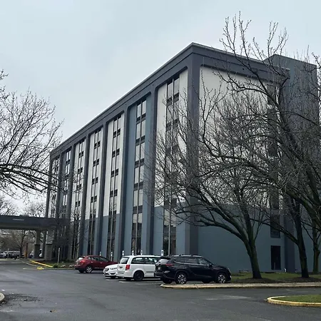 Best Western Plus Meadowlands-3
