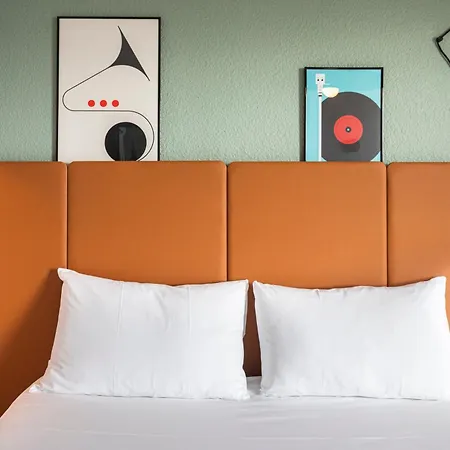 ibis Granville Port De Plaisance-2