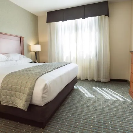 Drury Inn & Suites Burlington-3