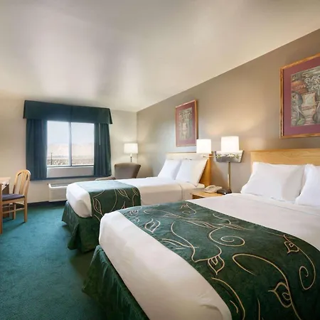 Travelodge By Wyndham Yermo-2