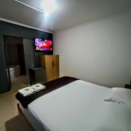 Hotel Ruiseñor Itagui-3