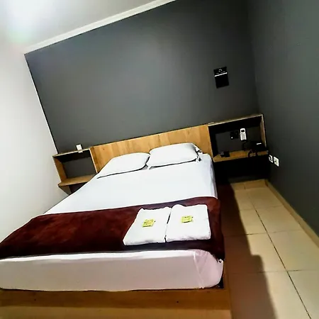 Hotel Ruiseñor Itagui-3