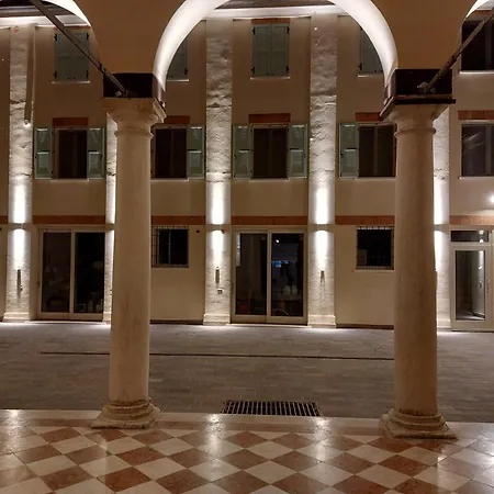 Cà Uberti Palace Hotel-3