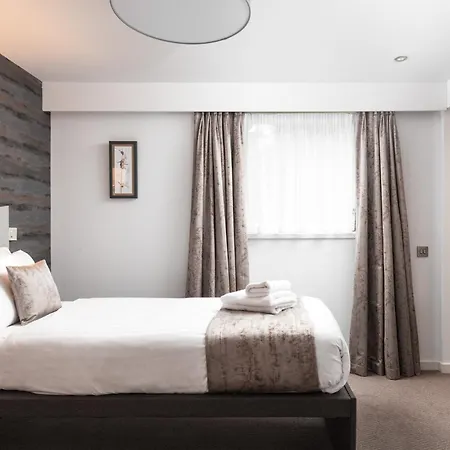 Caledonian Hotel 'A Bespoke Hotel'-2