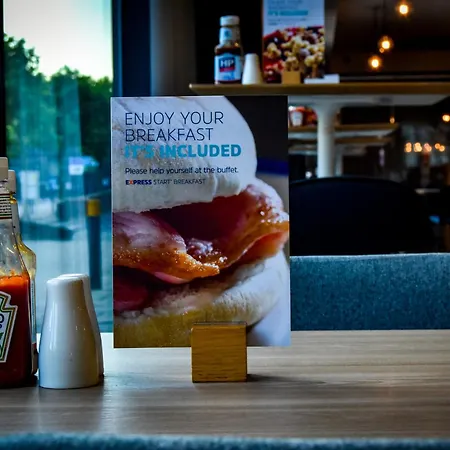 Holiday Inn Express Leeds City Centre - Armouries By Ihg-3