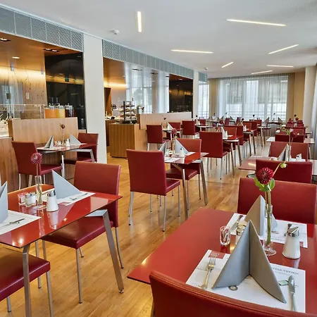 Austria Trend Hotel Europa Wien-3