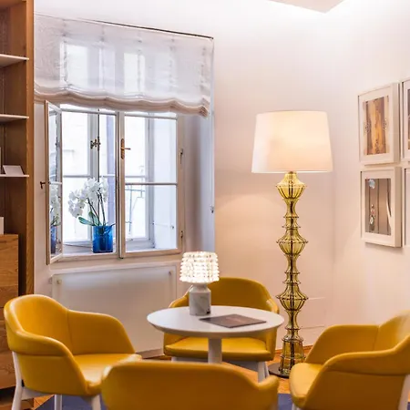 Small Luxury Hotel Goldgasse-2