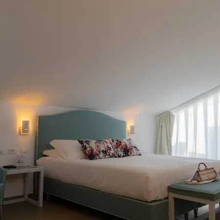 Seaside Hotel-3