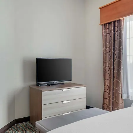 Best Western Plus Peppertree Inn At Omak-2