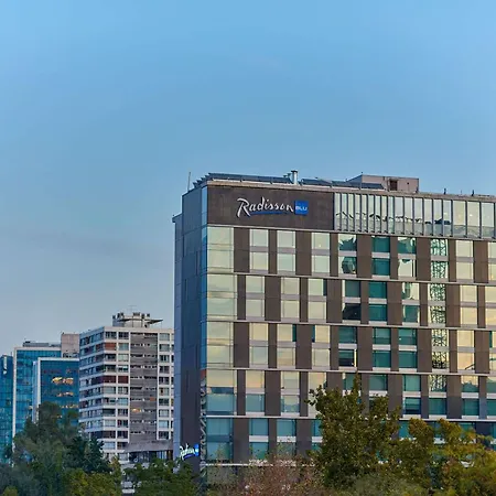 Radisson Blu Plaza El Bosque Santiago-3
