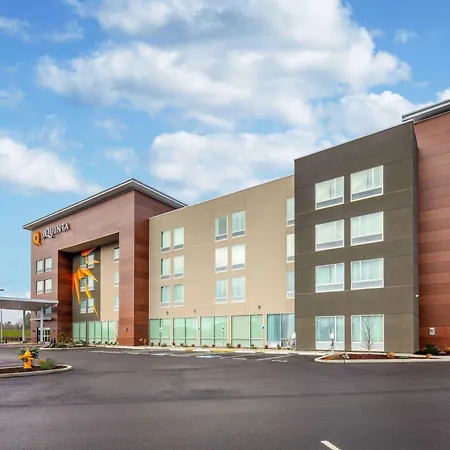 La Quinta Inn & Suites By Wyndham Centralia-3