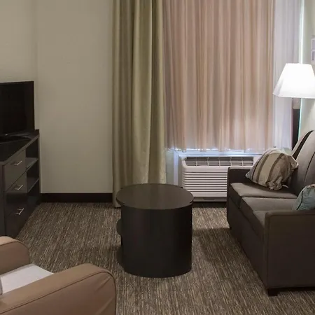 Candlewood Suites Bismarck-3