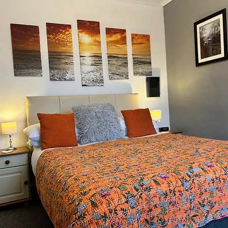 Babbacombe Palms-2